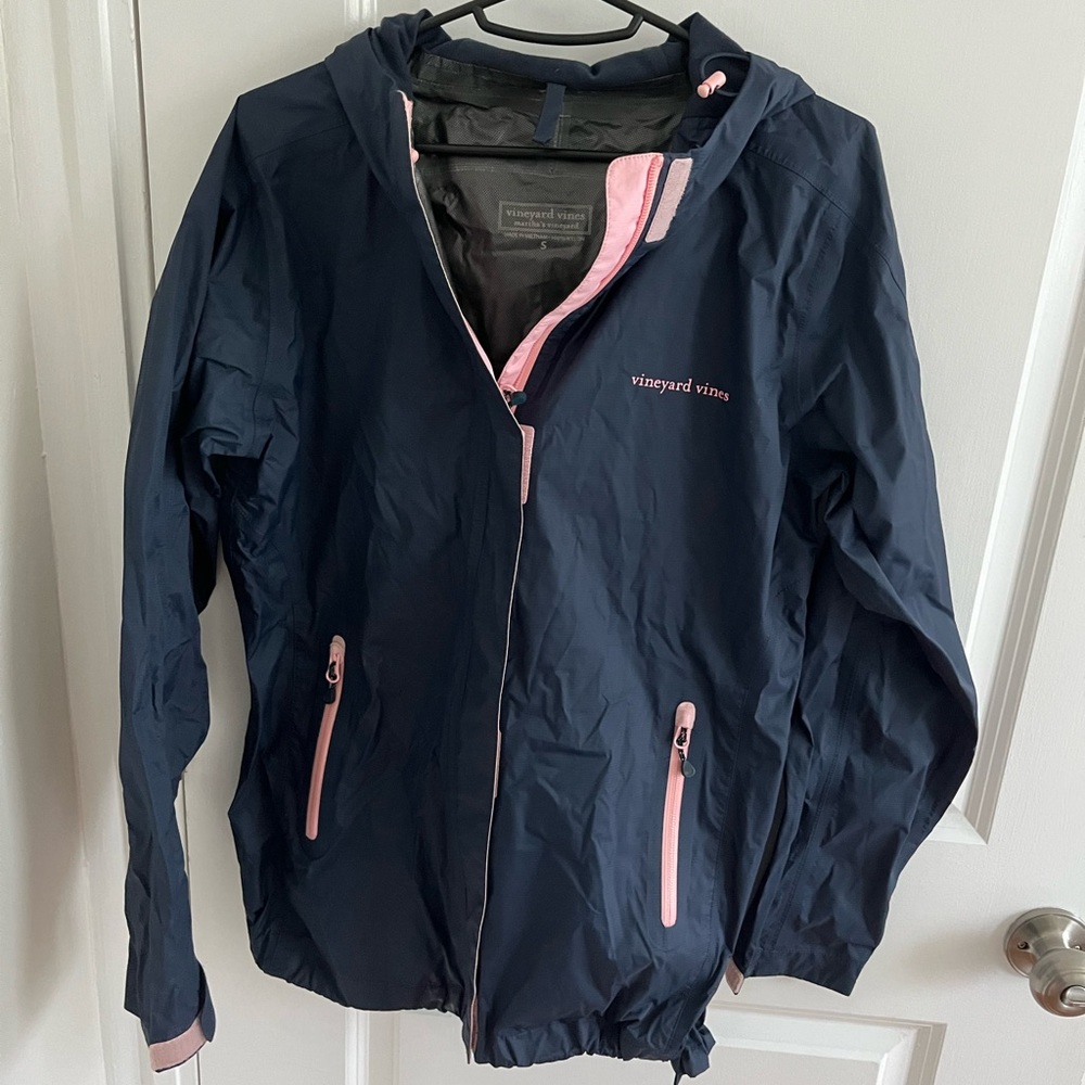 Vineyard Vines rain jacket